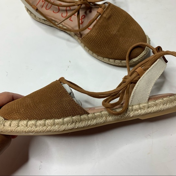 Musse&Cloud Pujades suede ankle-tie sandals - Picture 5 of 7